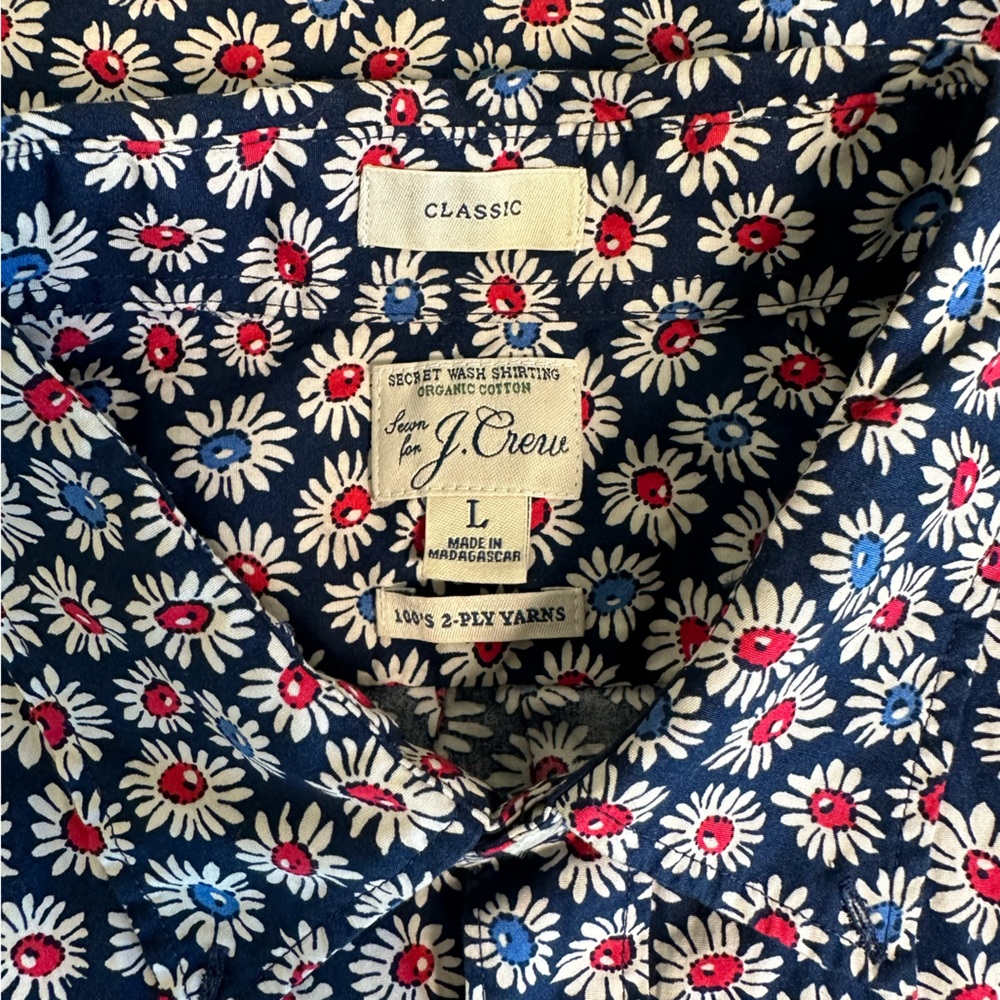 J. Crew Short-sleeve Secret Wash organic cotton poplin shirt - Large - Picture 8 of 8